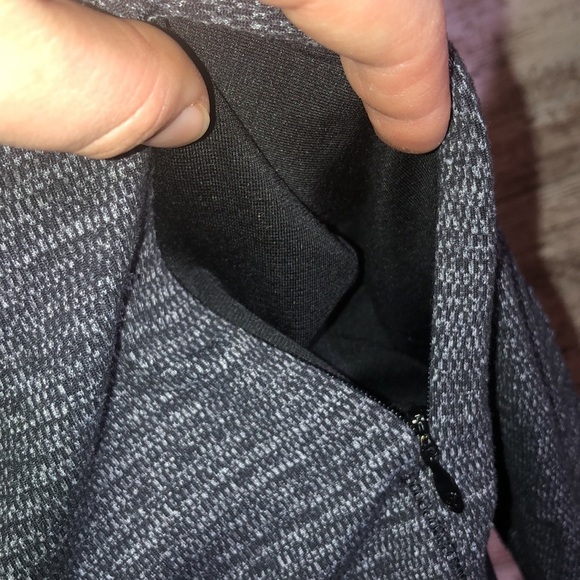 LULULEMON ATHLETICA 2/3 Zip Pullover Gray sweatshirt athletic wear thumb holes - Picture 5 of 10